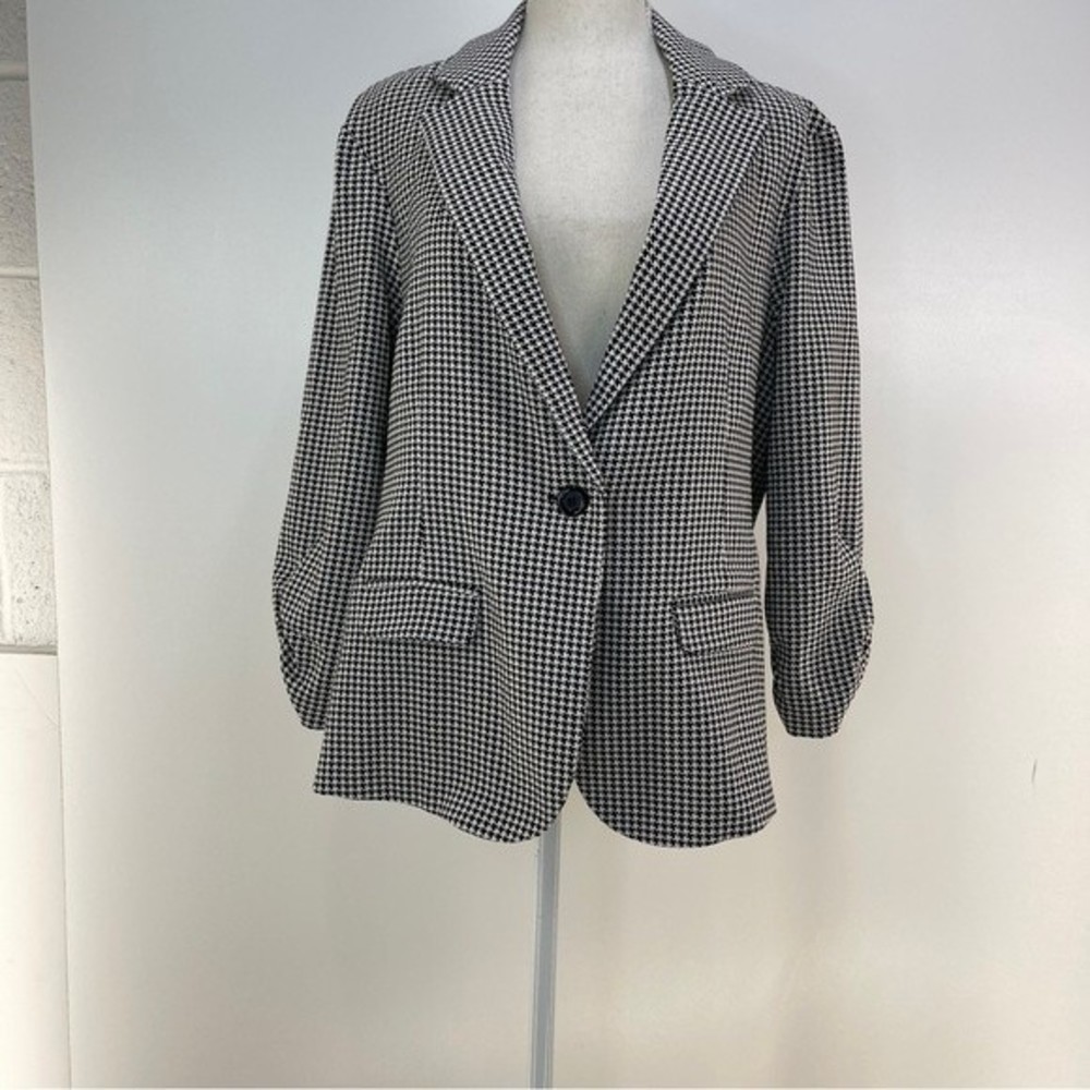 Soho Apparel LTD New York Jacket black and white squares Size XL